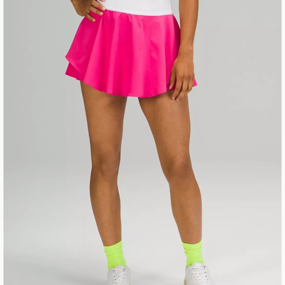 NWT Lululemon court Rival High Rise skirt size 4